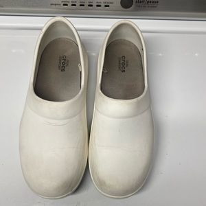 Crocs Women’s Neria Pro II Clogs Dual Comfort Nursing Shoes Size 8